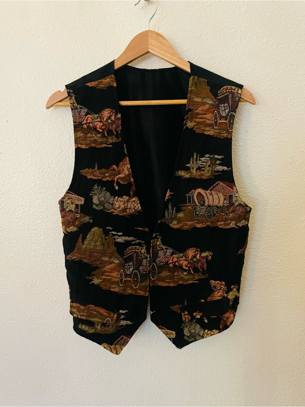 Vintage Western Cowgirl Tapestry Vest Horses Covered Wagon Saloon Size M